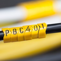 PC-20003PV40.N - Маркувальна бірка відкритого типу РC-2 (1,5 - 3,0 мм2), жовтого кольору, напис "N" (200 шт/пак)