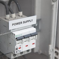 EPL100050LR4 - Наліпки типу EPL (100 x 50 mm) для зовнішнього застосування, жовтого кольору (500 шт/бухта)